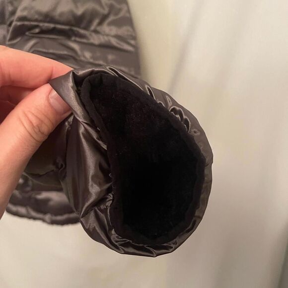 Andrew Marc Puffer Jacket Gray Faux Fur Reversible Women’s Size Large - Picture 6 of 7